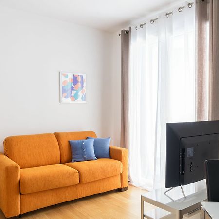Joivy Sunny 1-Bed Flat With Balcony Apartment Milan Exterior photo