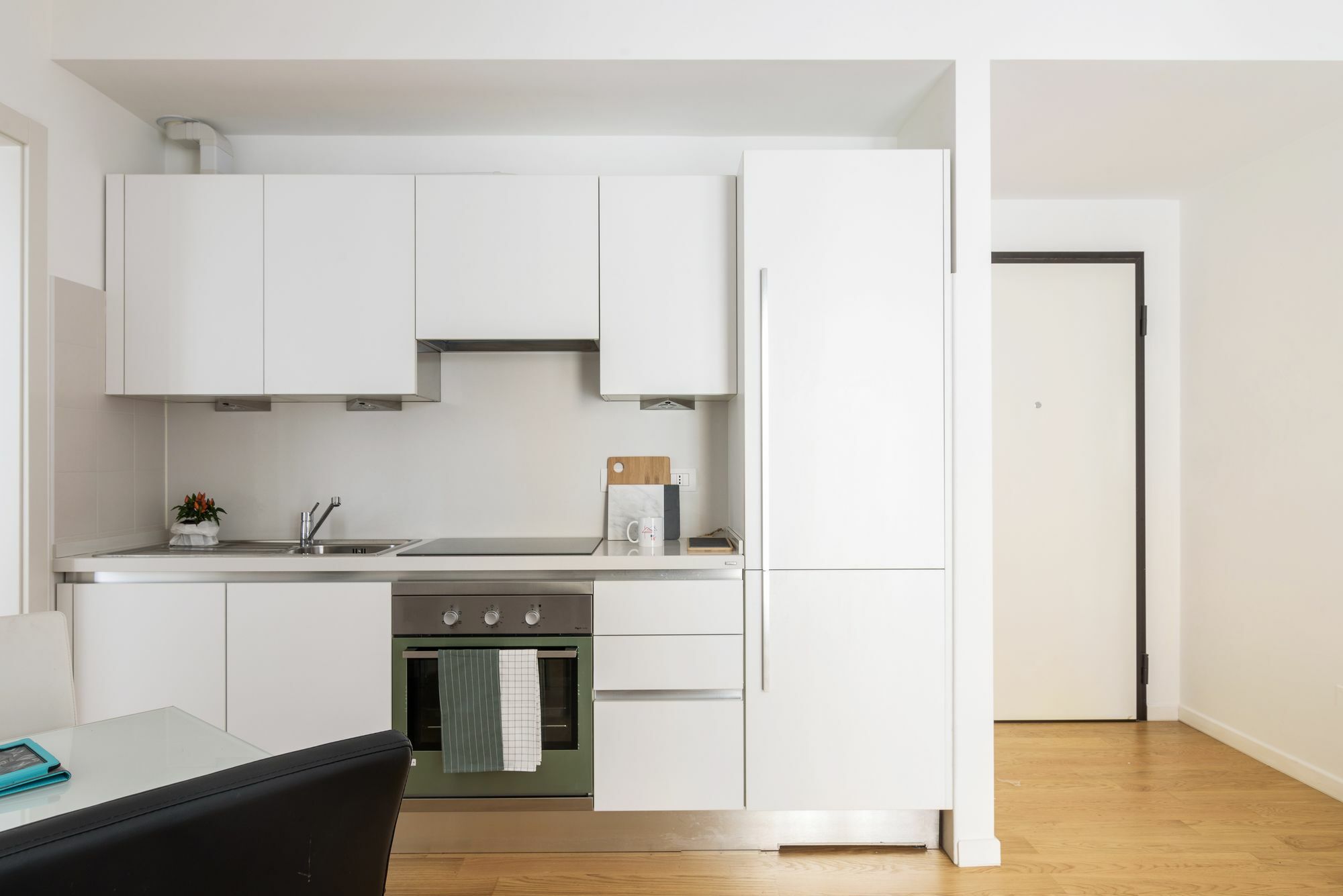 Joivy Sunny 1-Bed Flat With Balcony Apartment Milan Exterior photo